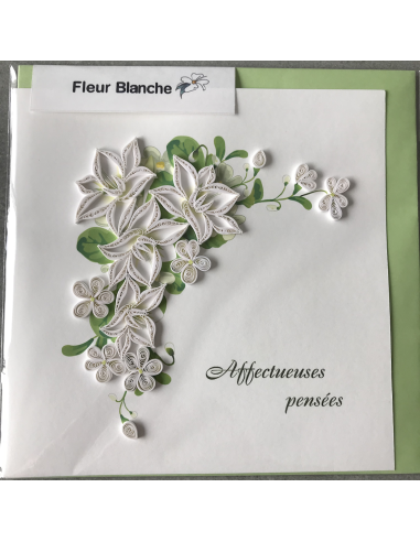 Carte motif fleurs blanches