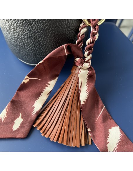 bijou de sac / porte-clé - pompom chocolat